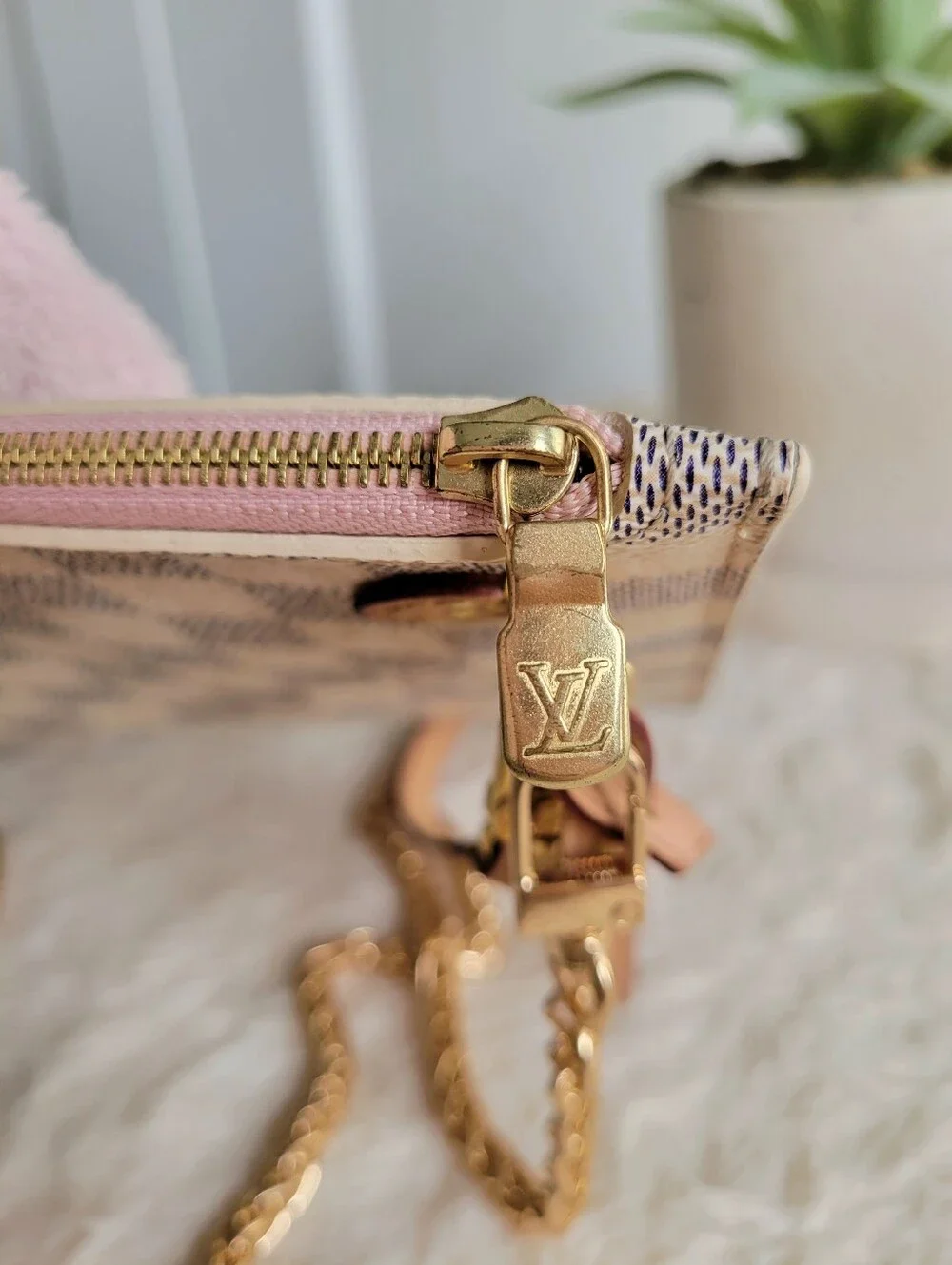 Louis Vuitton Neverfull Mm Clutch Wristlet Damier Azur Rose Ballerine